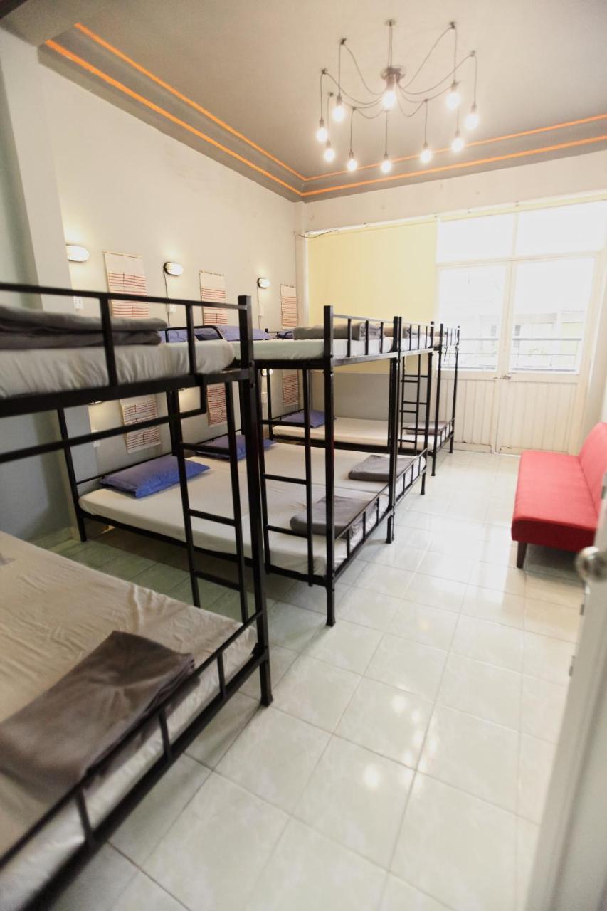 Dream Station - Saigon Hostel Ho Chi Minh City Exterior photo